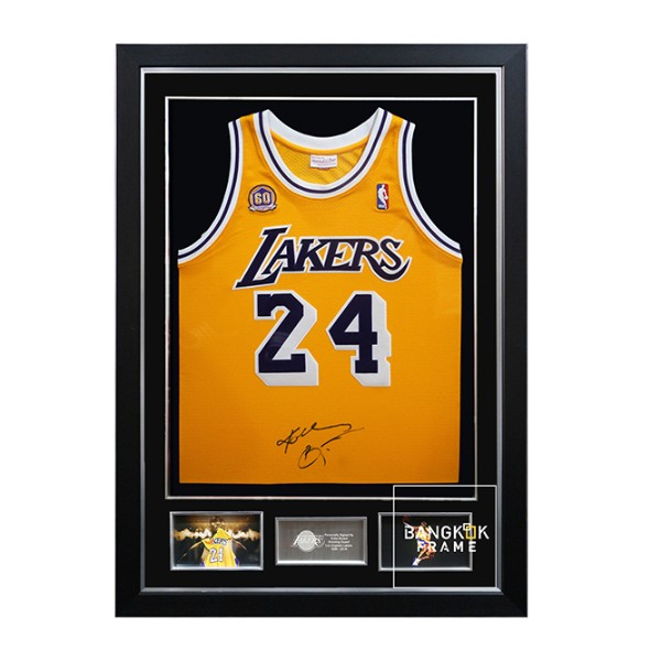 กรอบรูปโชว์เสื้อที่ระลึก